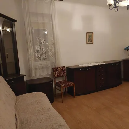 Apartamento 2-кімнатна квартира,dzielna 17 B *